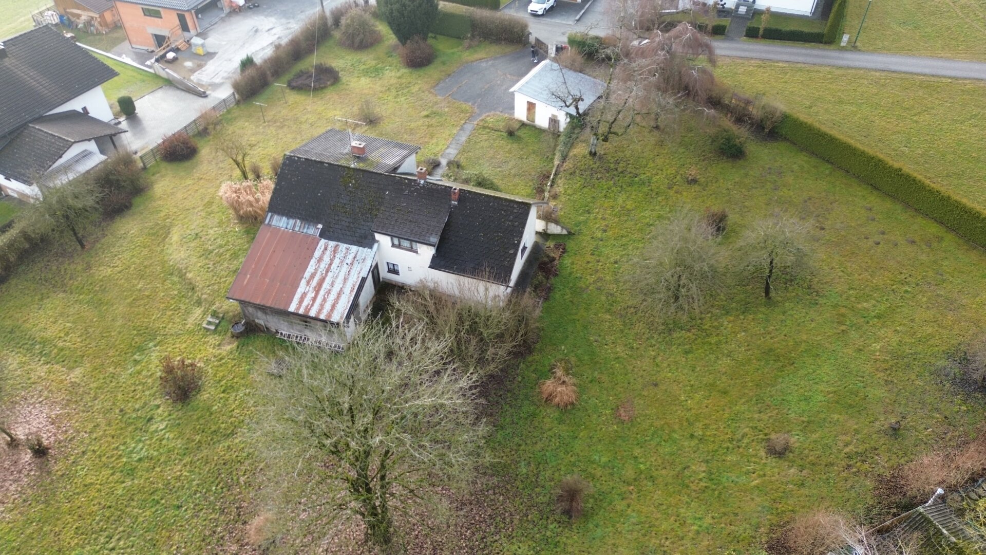 Projektierbares Baugrundstück mit Altbestand