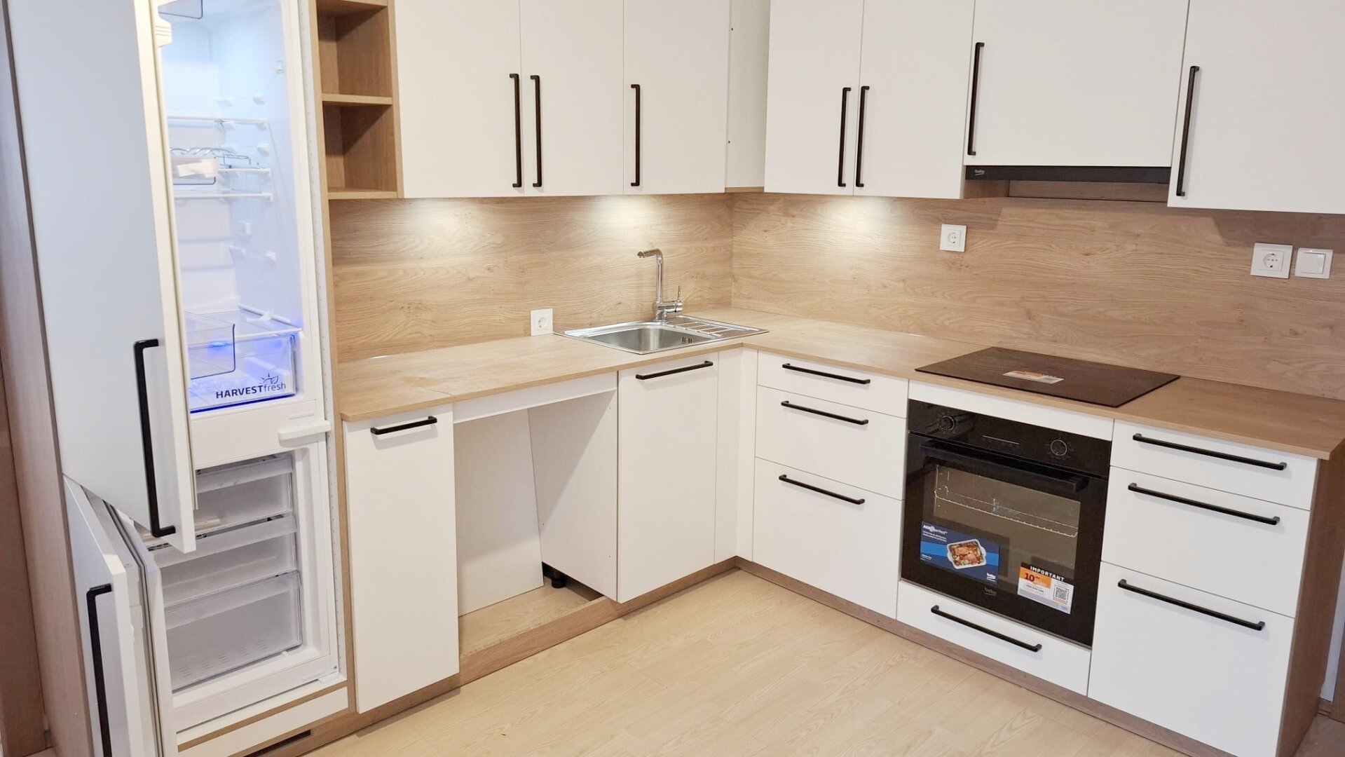 Eigentumswohnung in Ruhelage mit Carport, Terrasse und Weinkeller