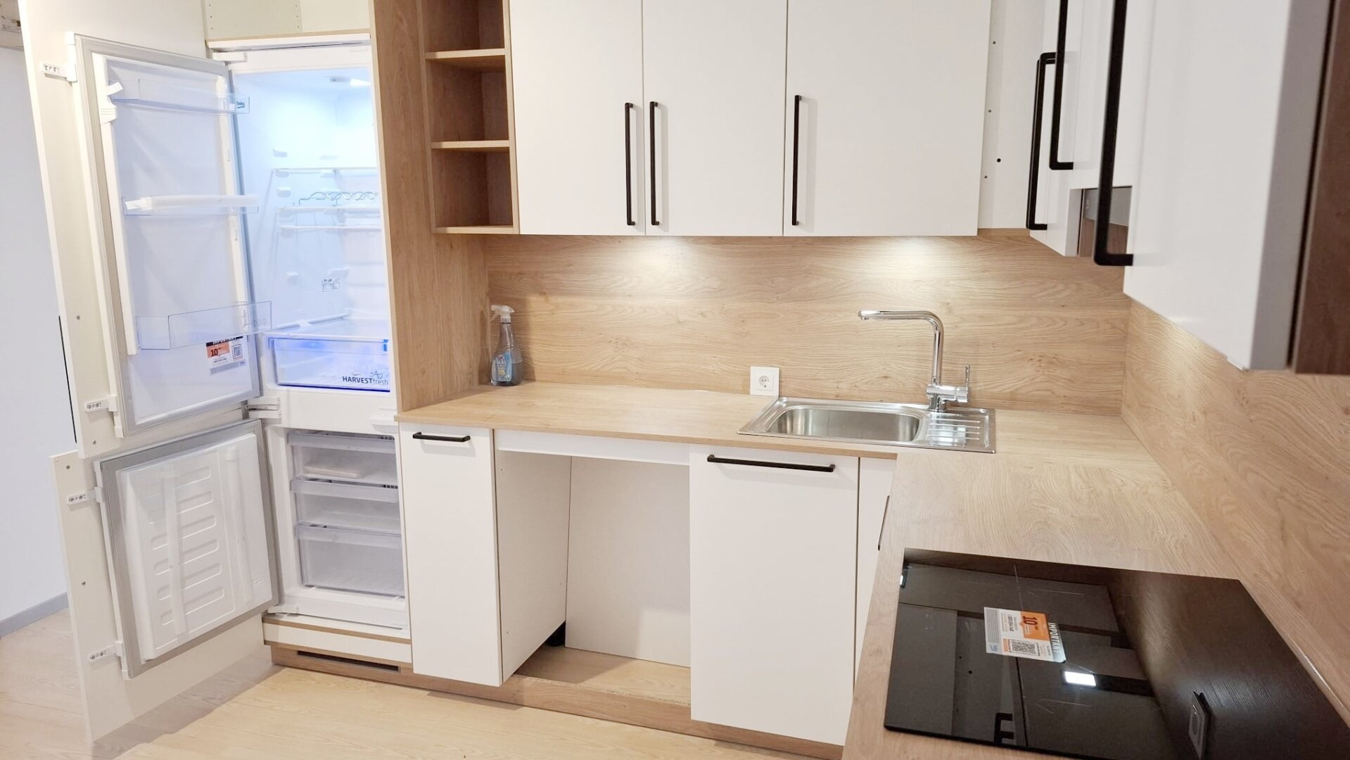 Eigentumswohnung in Ruhelage mit Carport, Terrasse und Weinkeller