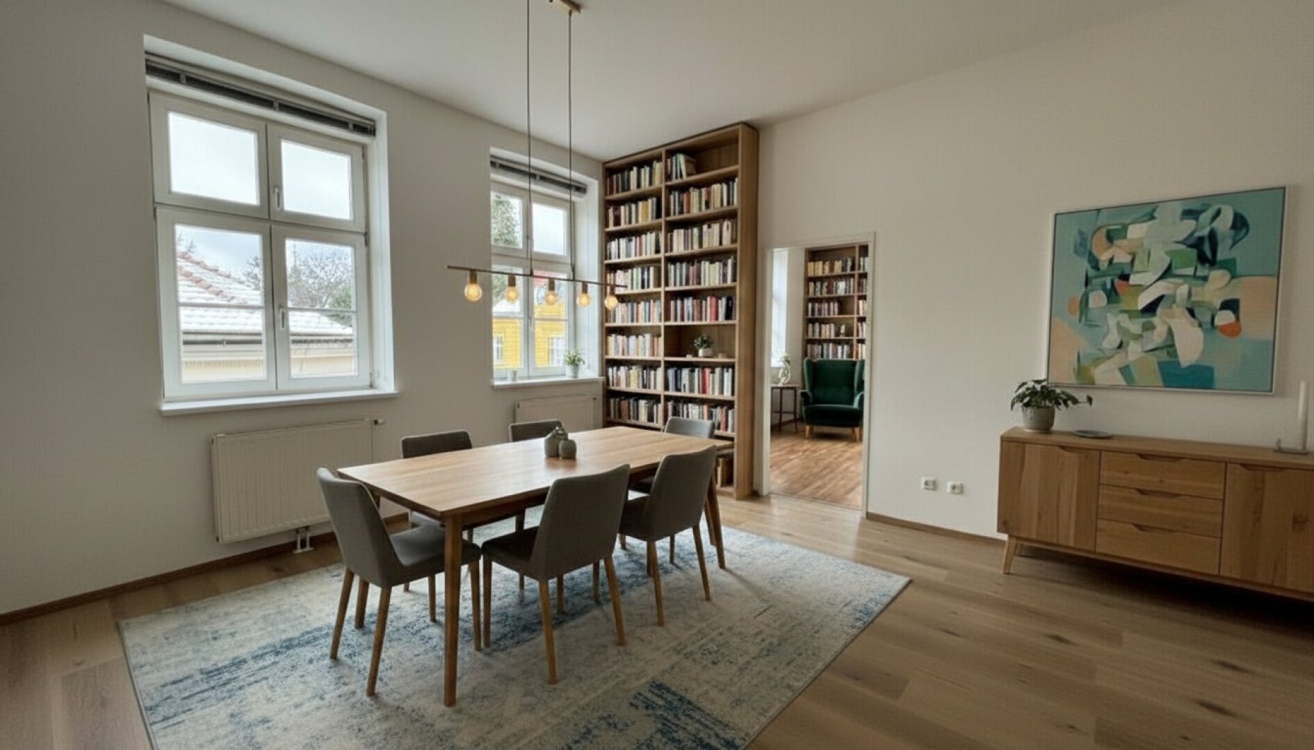 Wohn- oder Esszimmer KI eingerichtet
