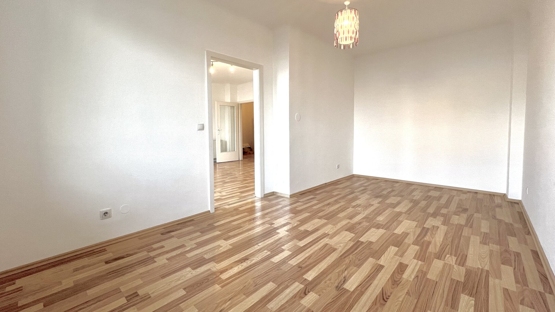 Top Lage & Raumaufteilung I Nahe U6 und Donauinsel I Großzügige Loggia