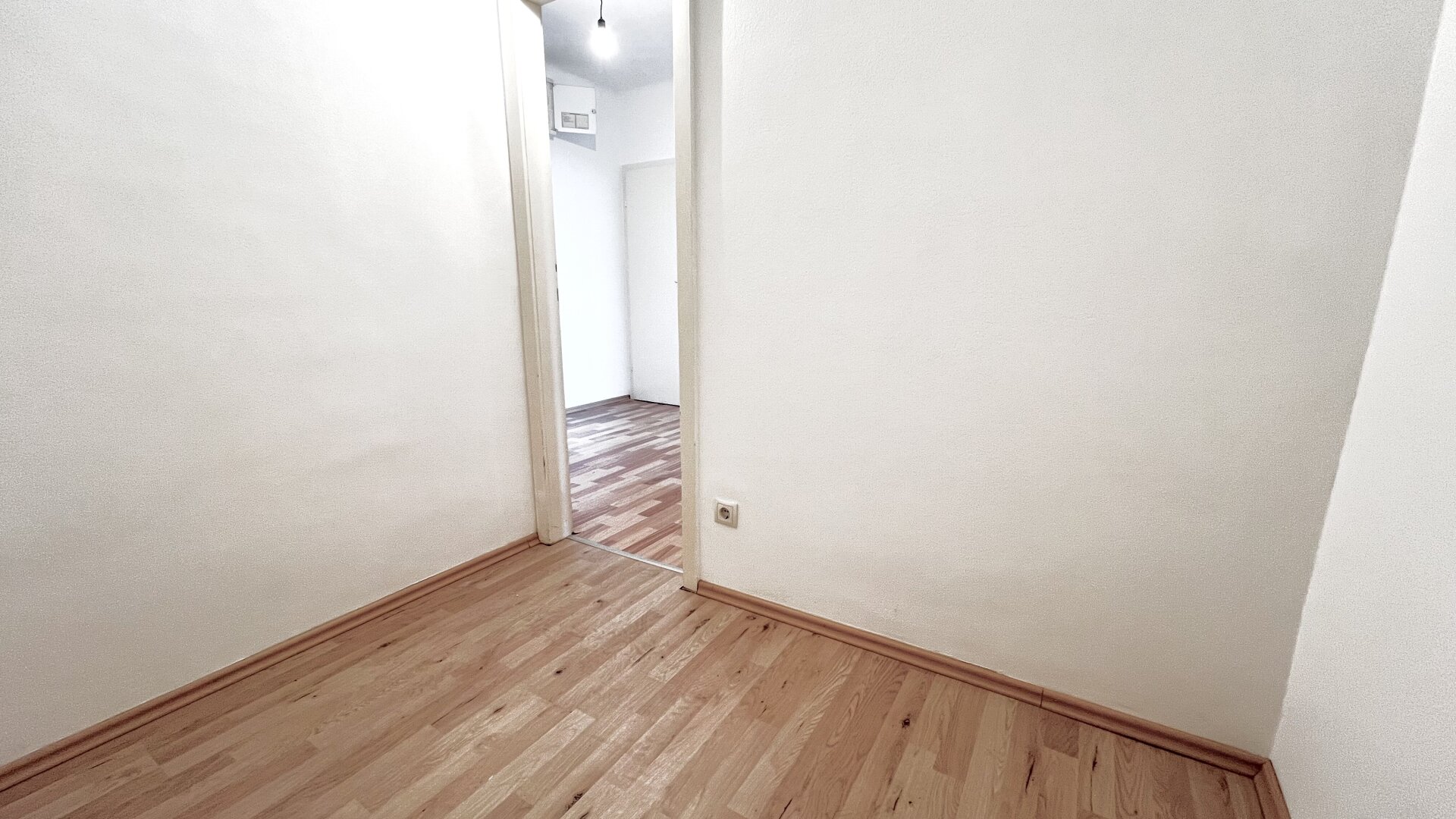 Top Lage & Raumaufteilung I Nahe U6 und Donauinsel I Großzügige Loggia