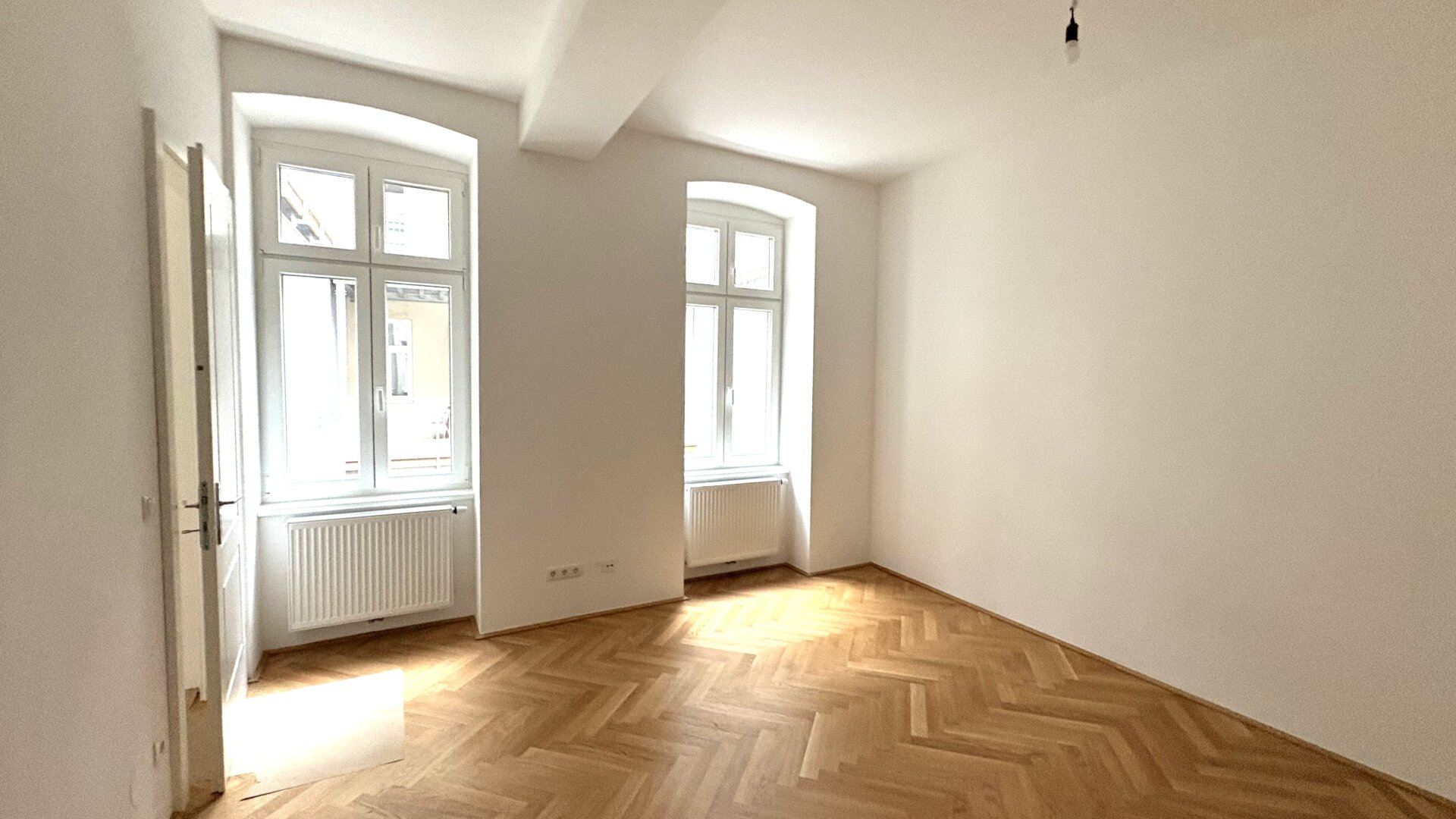 Lebensstil ist das, was jeder daraus macht… Toll renovierte 3-Zimmer-Wohnung, hochwertig & klassisch!