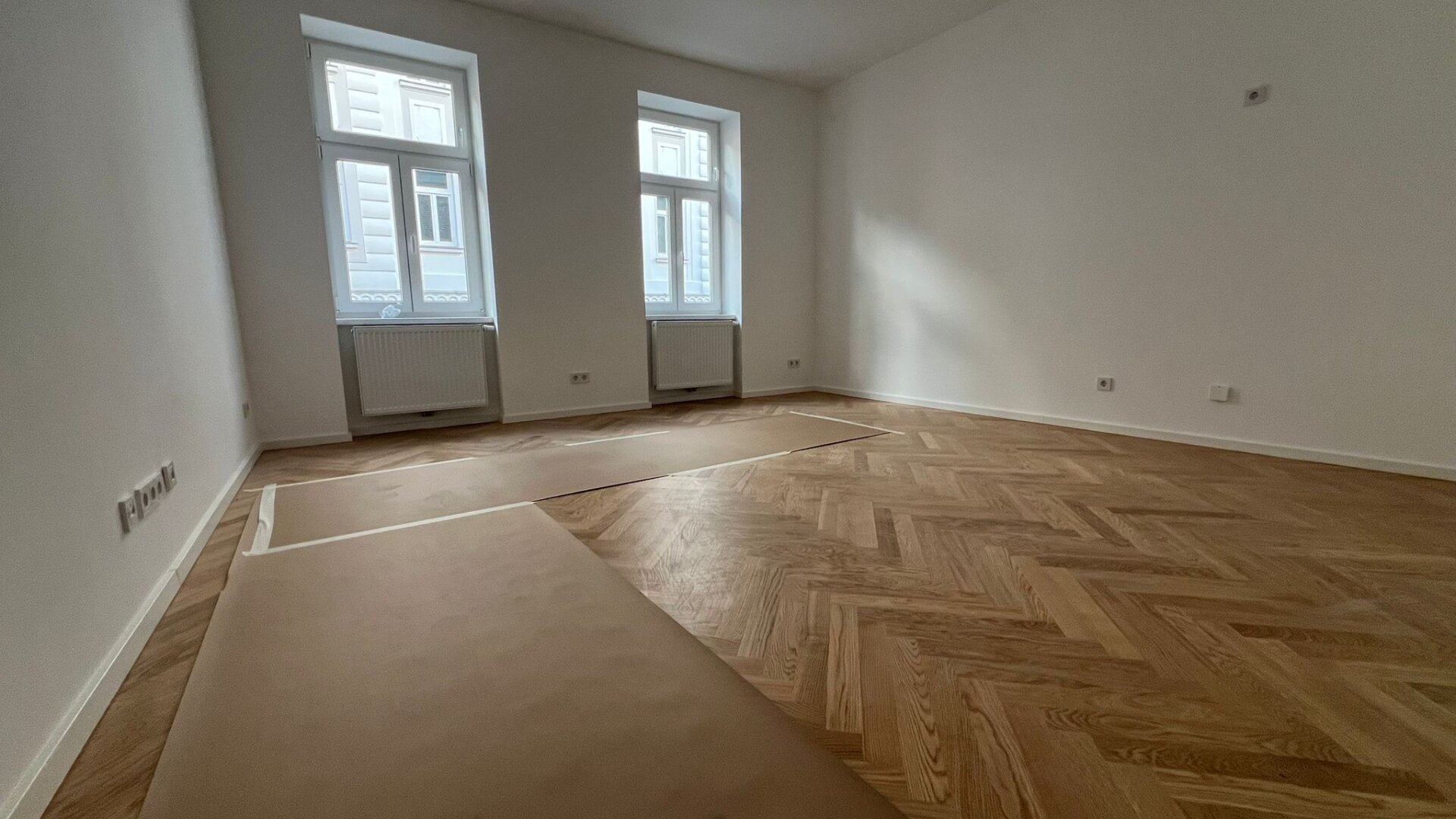 Erstbezug! Top sanierte Wohnung im Gründerzeithaus!