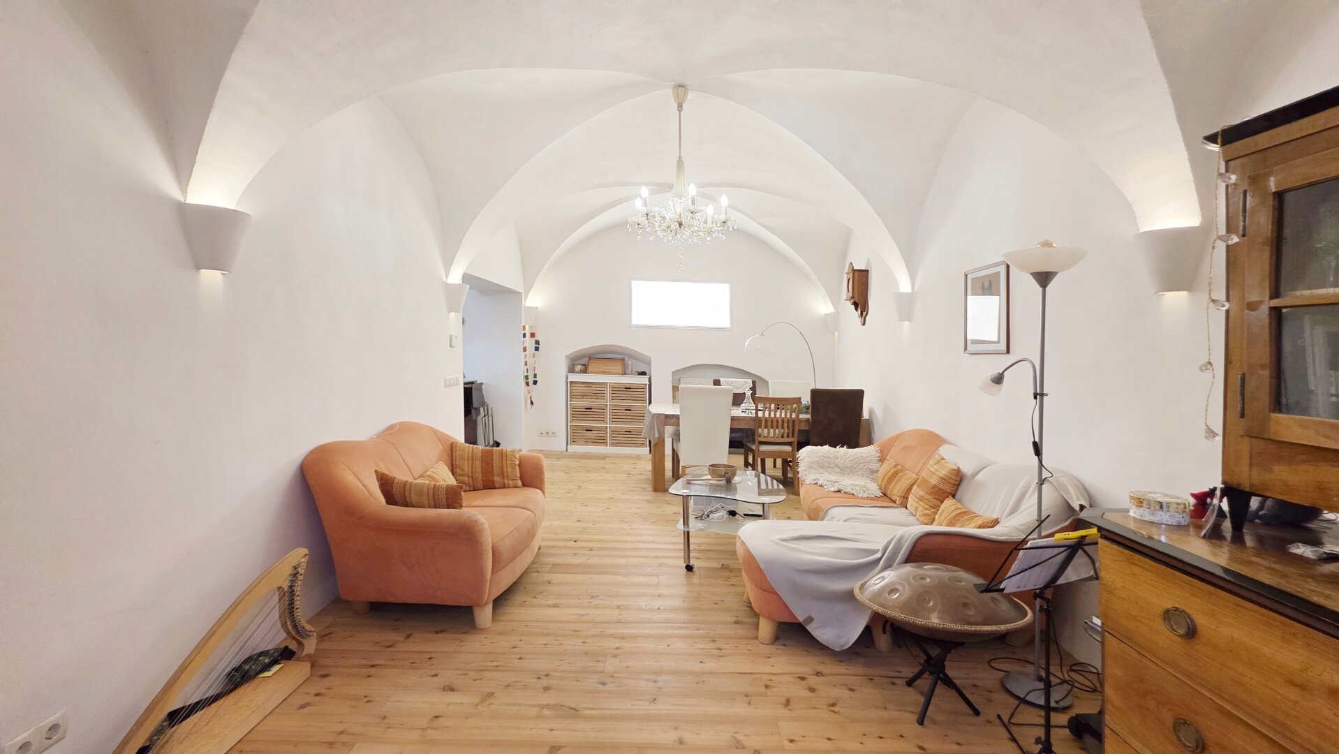 Diese einzigartige Wohnung vereint historischen Charme mit modernster Technik