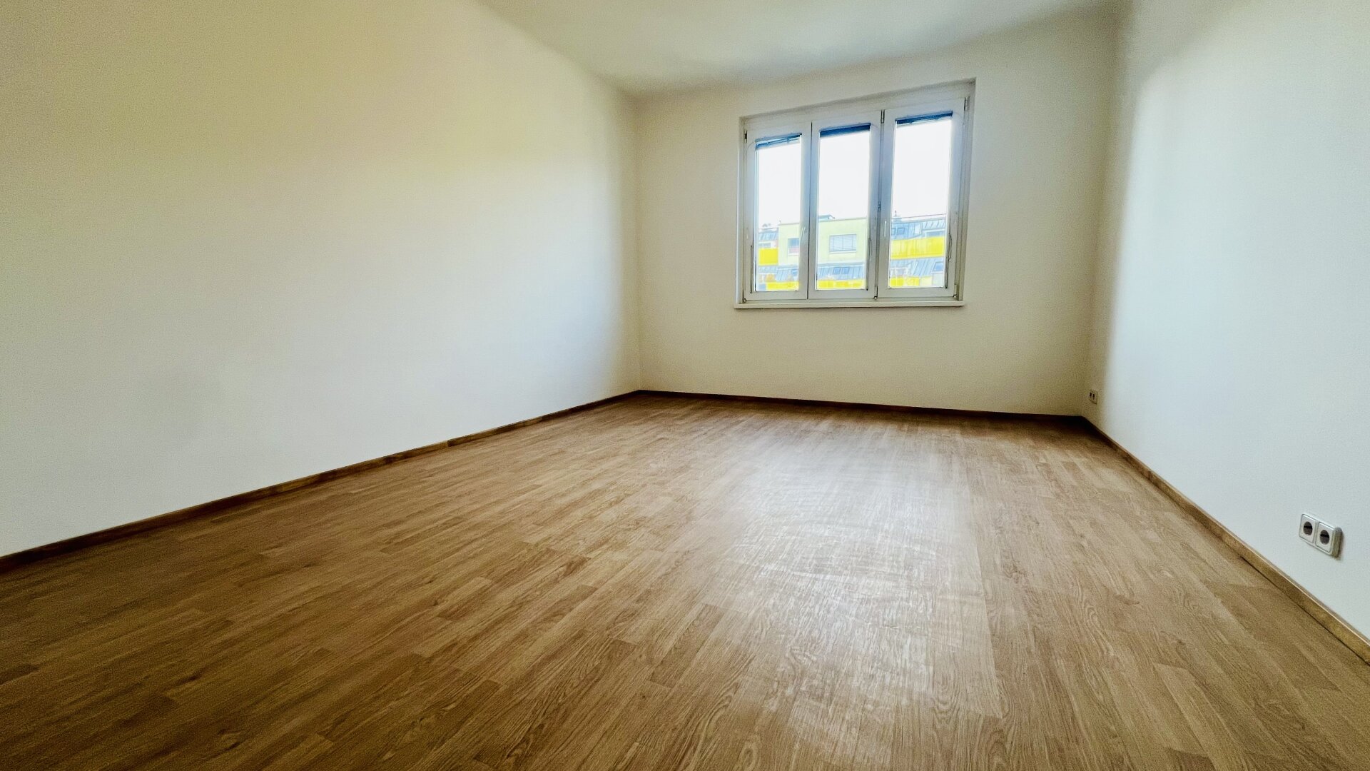 Urban & entspannt - teilsaniert - Westlage - perfekte Infrastruktur - Pärchenhit