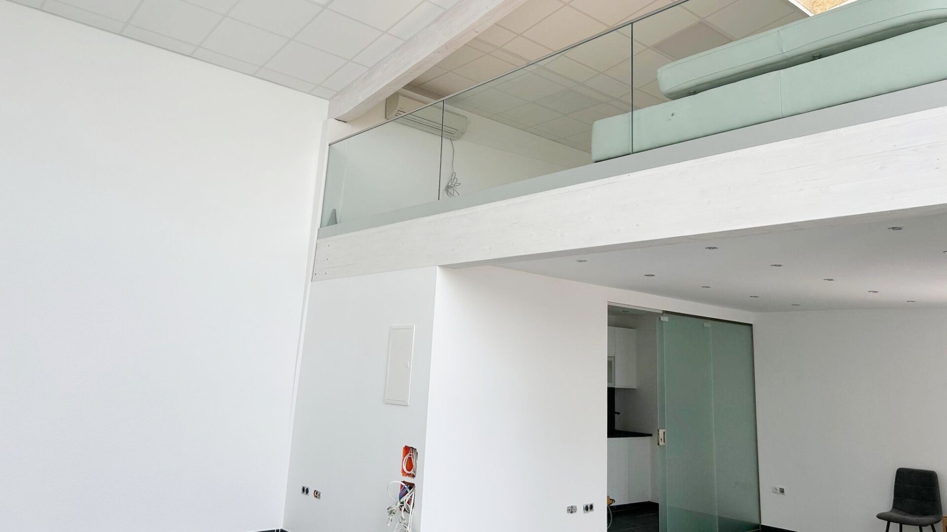 TOP Lage mit Galerie und Parkplatz
