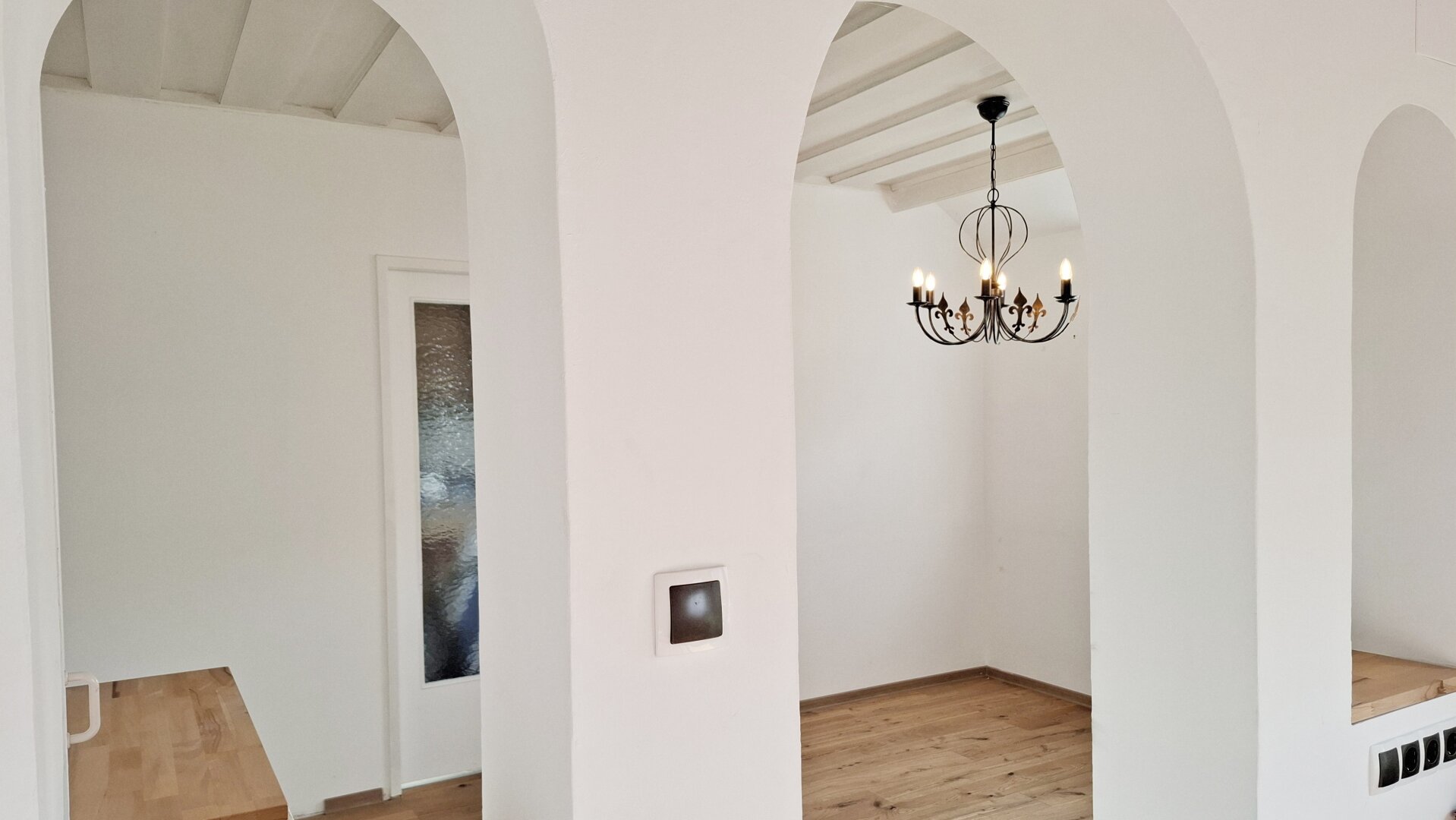 Dachgeschoßwohnung mit 19 m2 Terrasse und Grünblick