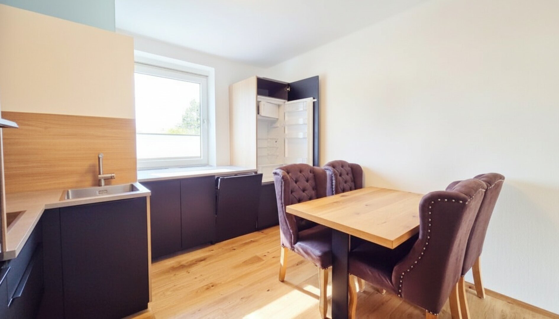 Top modernisierte 48m² Wohnung mit Eigengarten