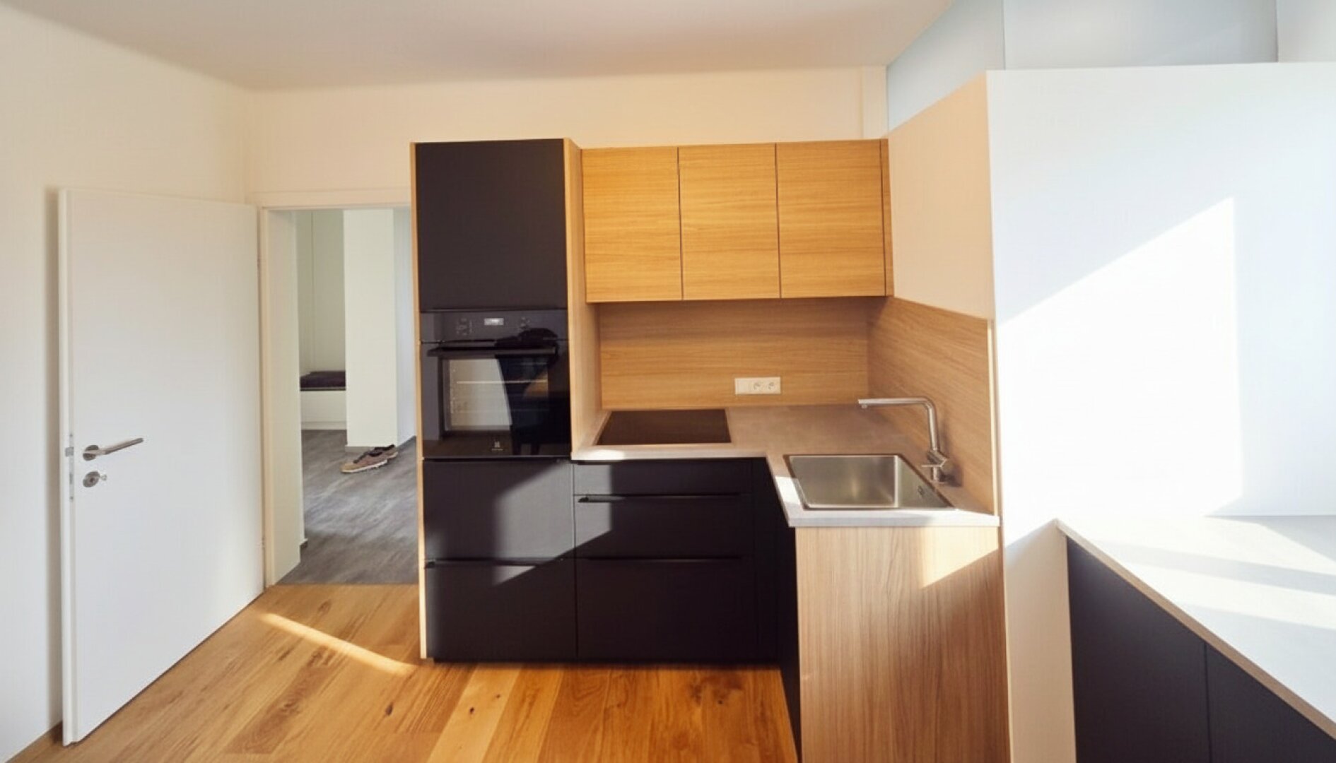 Top modernisierte 48m² Wohnung mit Eigengarten