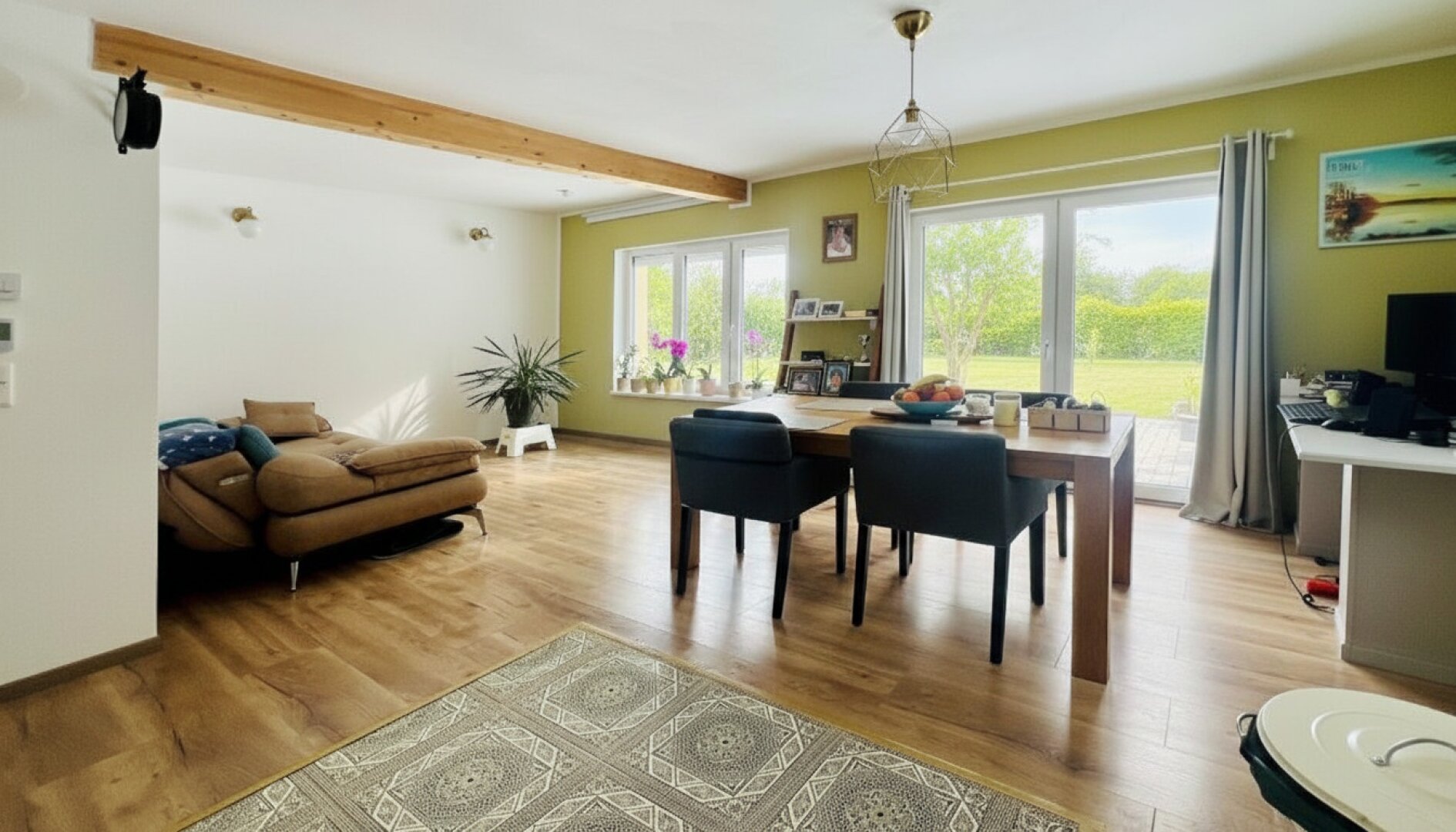 Zweifamilienhaus im Wienerwald - getrennte Wohneinheiten - Terrasse & Garten - Niedrigenergiehaus mit Fußbodenheizung