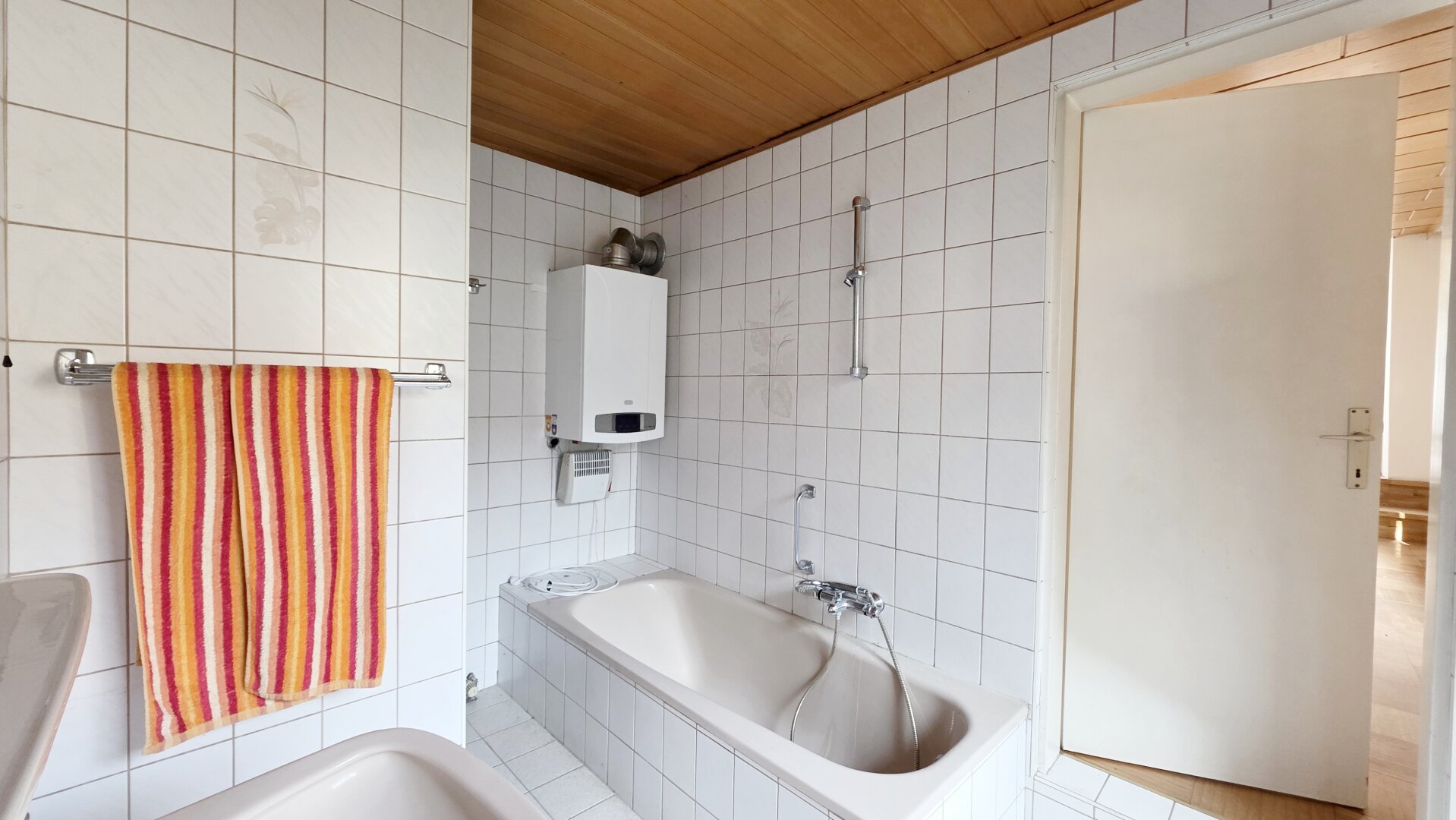 Hausanteil mit Garten und Nebengebäude