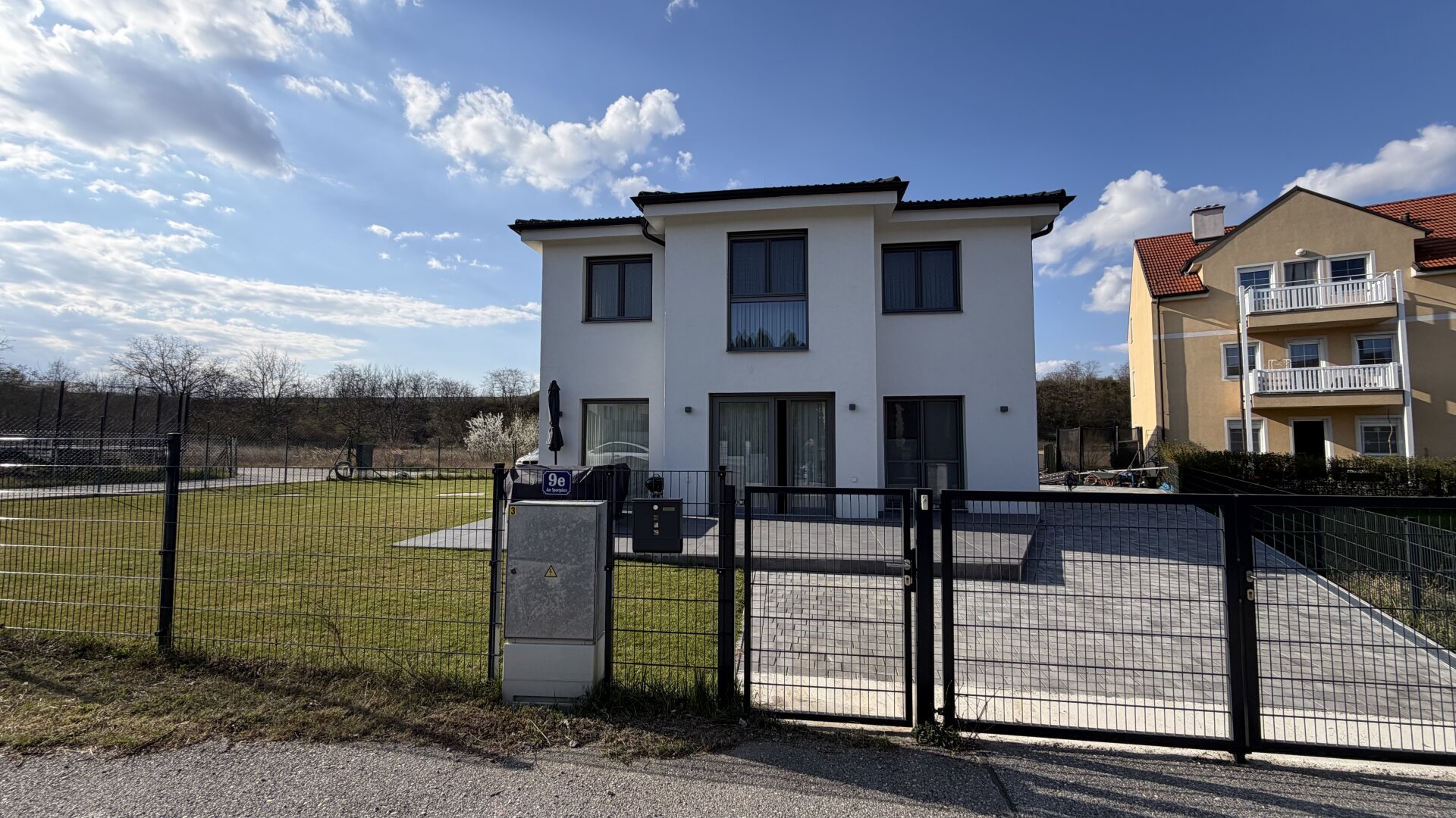 Neuwertiges Einfamilienhaus in Schrick - Ihr Familientraum mit guter Anbindung nach Wien