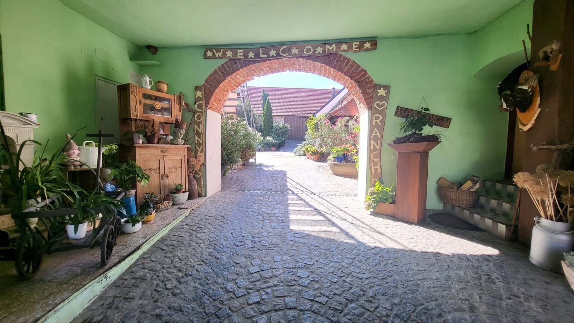 Frühling am Bauernhof -  Tierhaltung