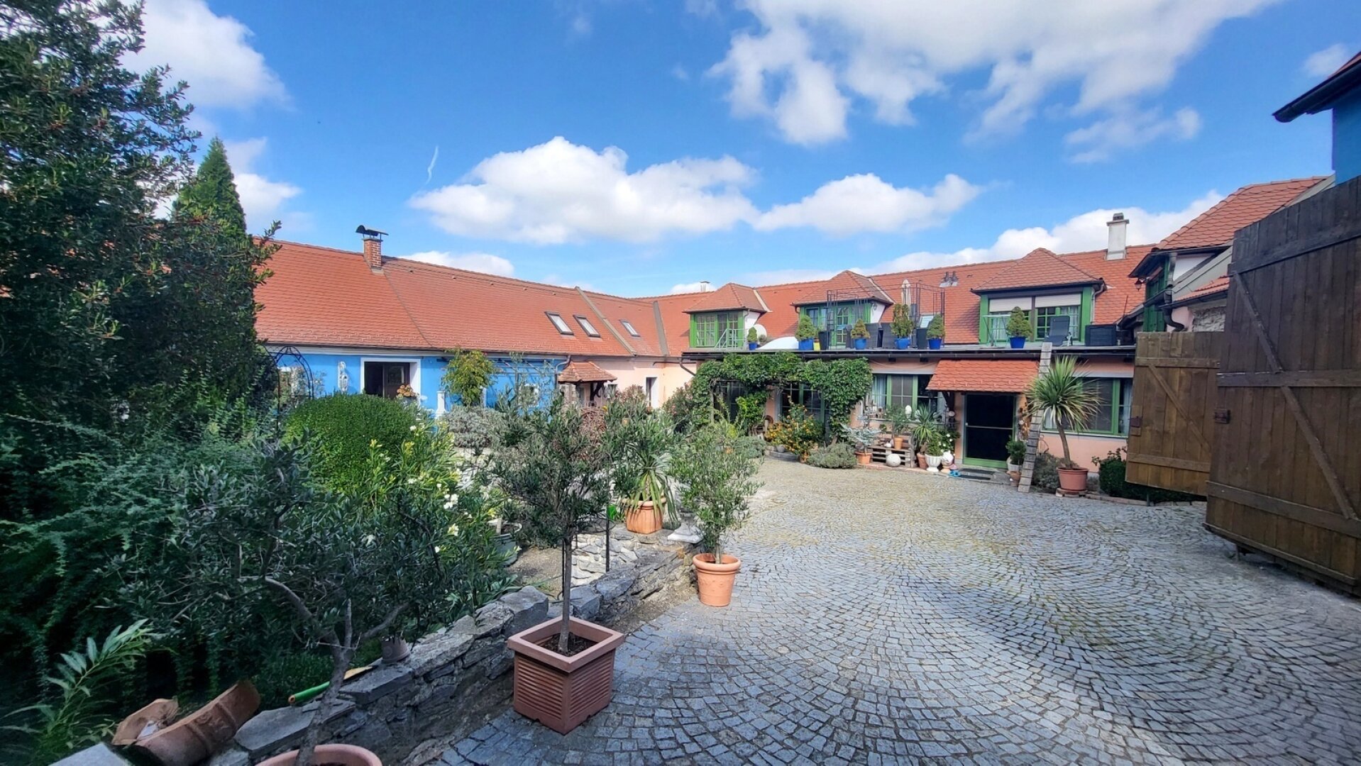 Frühling am Bauernhof -  Tierhaltung