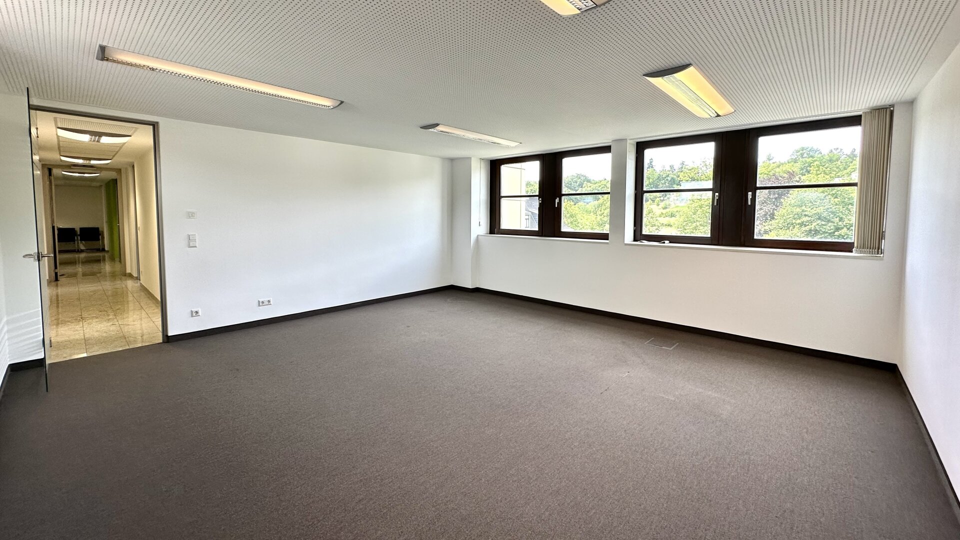 Ideal für Verkaufs-, Büro- oder Dienstleistungsgewerbe - Smart Office Living - U4 fußläufig erreichbar - Tiefgaragenstellplatz