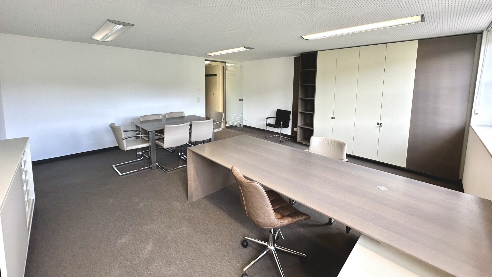 Ideal für Verkaufs-, Büro- oder Dienstleistungsgewerbe - Smart Office Living - U4 fußläufig erreichbar - Tiefgaragenstellplatz