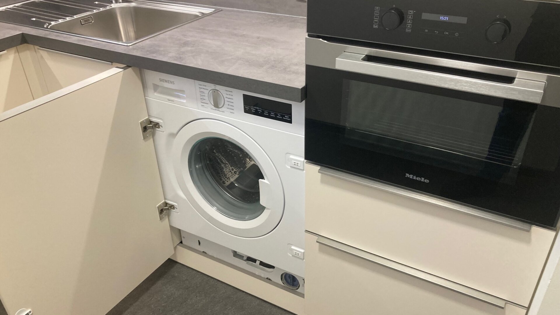 Helle 2-Zimmer-Wohnung in ruhiger Lage - mit TOP Ausstattung