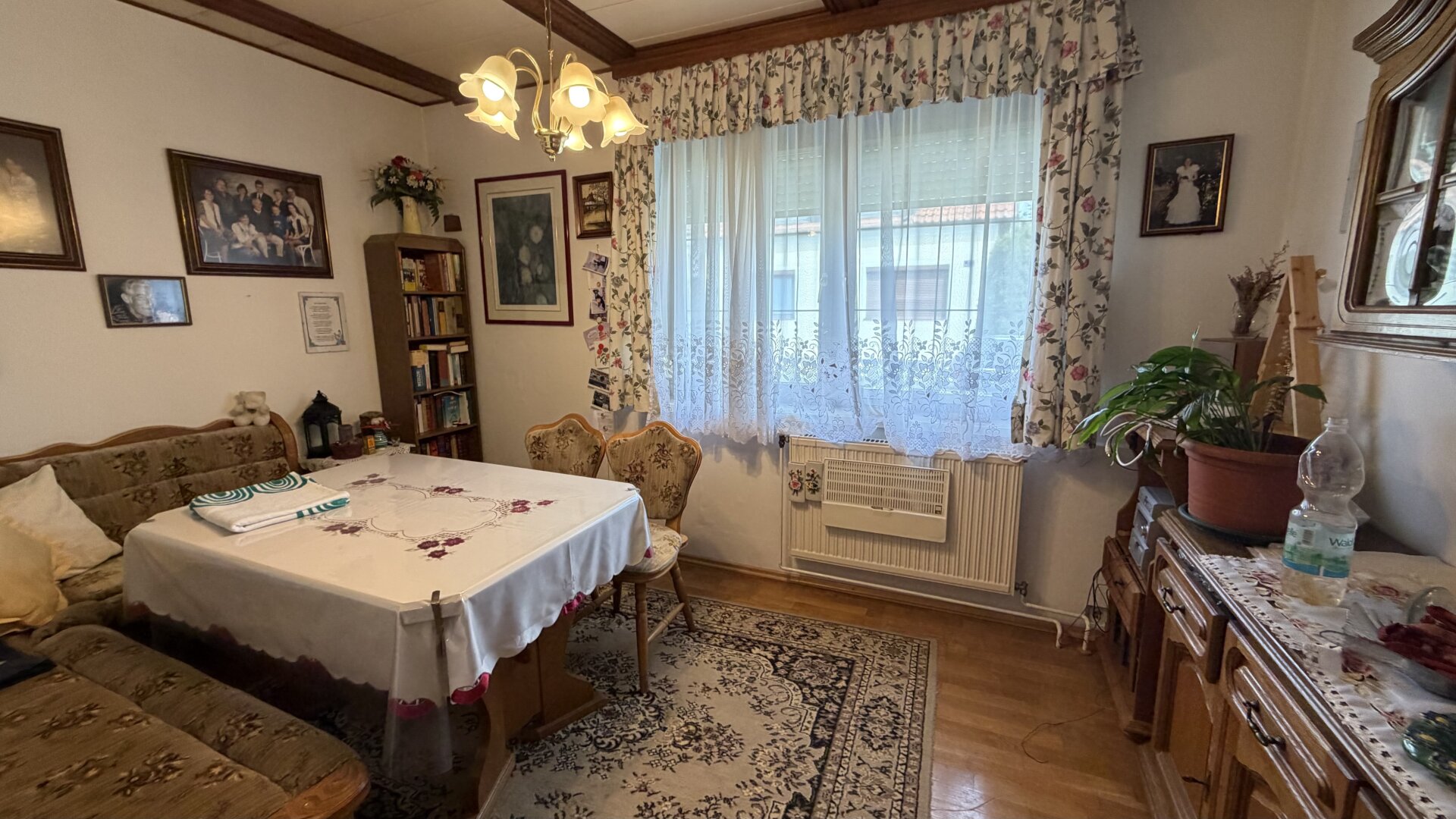 Gepflegtes Einfamilienhaus mit großem 939m2 Grundstück in Groß Enzersdorf !