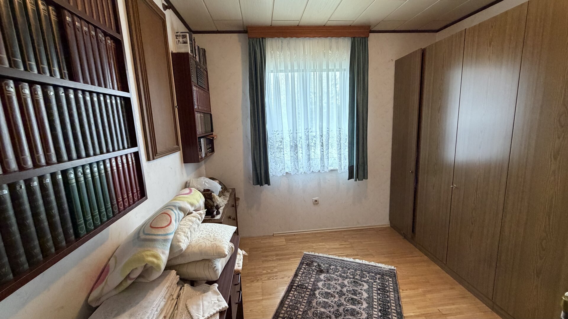 Gepflegtes Einfamilienhaus mit großem 939m2 Grundstück in Groß Enzersdorf !