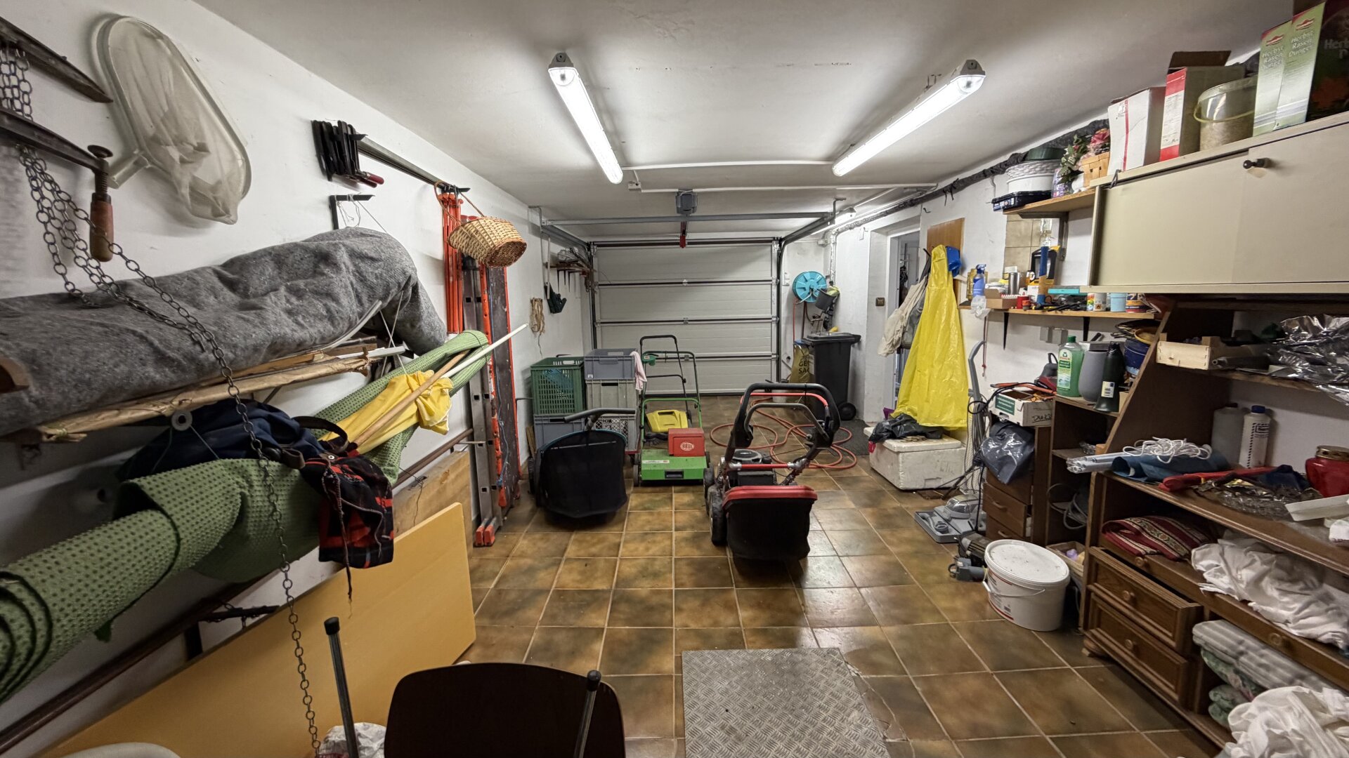 Gepflegtes Einfamilienhaus mit großem 939m2 Grundstück in Groß Enzersdorf !