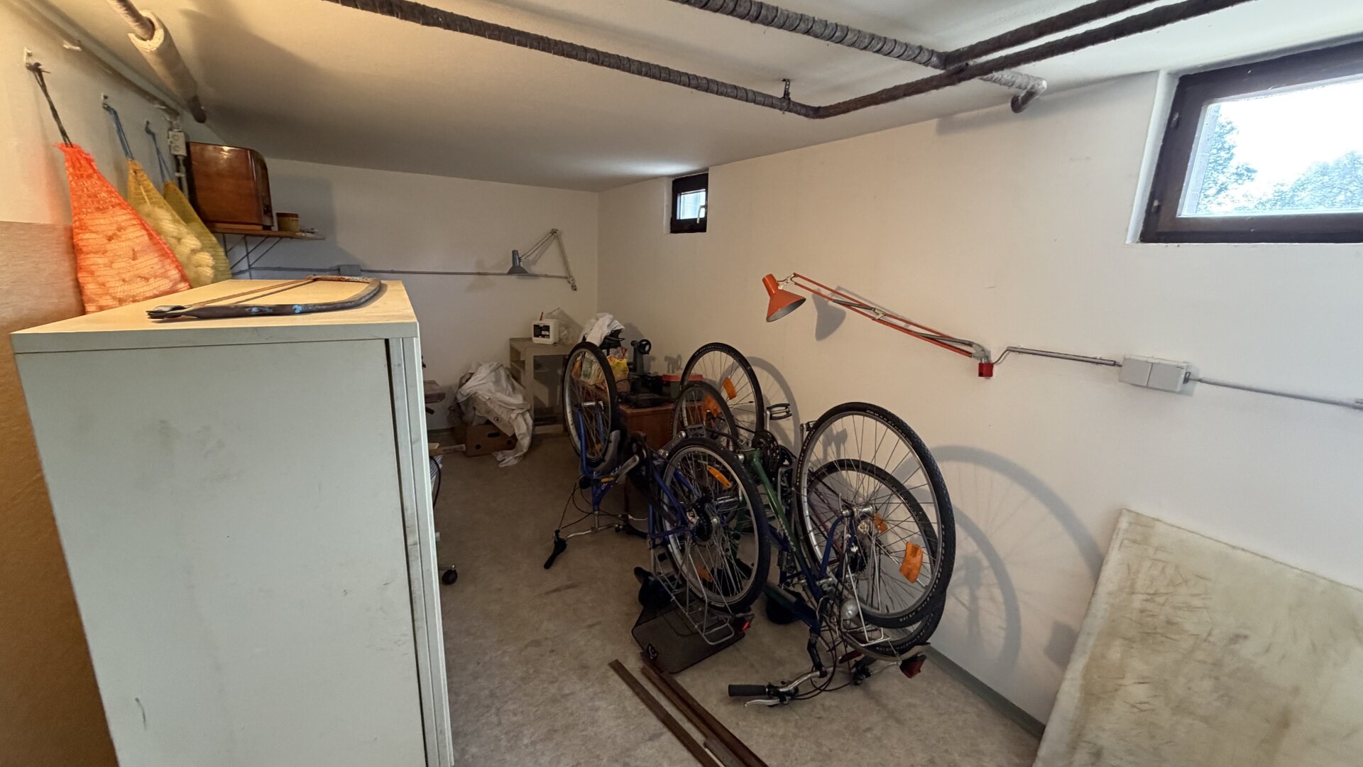 Gepflegtes Einfamilienhaus mit großem 939m2 Grundstück in Groß Enzersdorf !