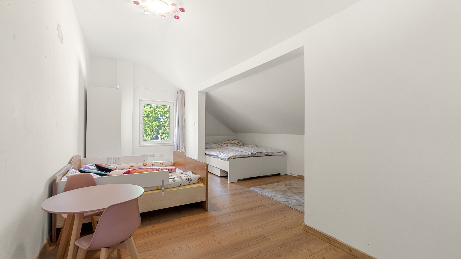 Modernisiertes Mehrfamilienhaus mit viel Platz für die ganze Familie