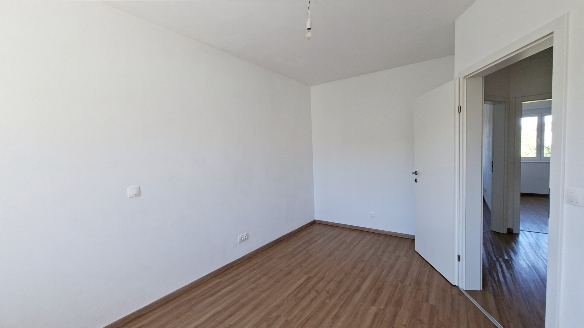 Reihenhaus mit Garten, vollunterkellert