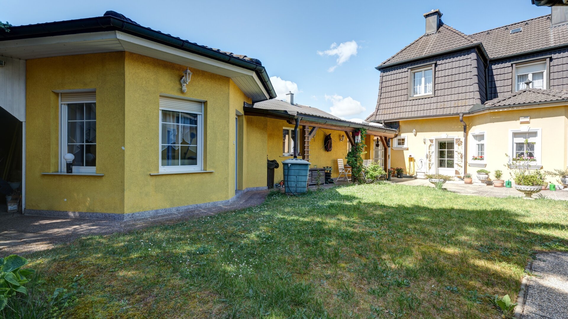 Stilvolles Mehrfamilienhaus mit Charakter, Geschichte & vielseitigem Potenzial