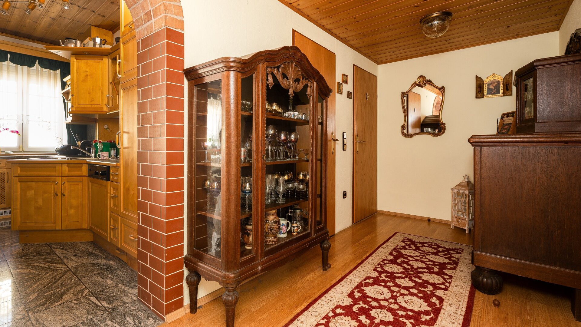 Stilvolles Mehrfamilienhaus mit Charakter, Geschichte & vielseitigem Potenzial
