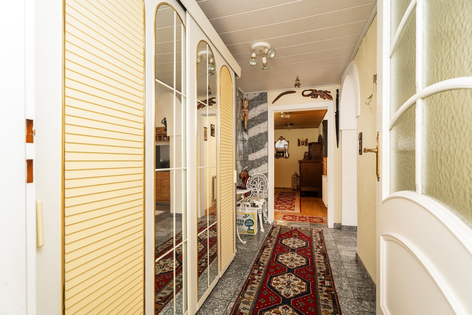 Stilvolles Mehrfamilienhaus mit Charakter, Geschichte & vielseitigem Potenzial