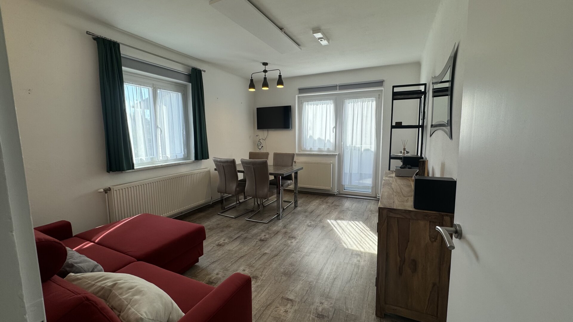 Vollmöblierte Wohnung -  provisionsfrei!