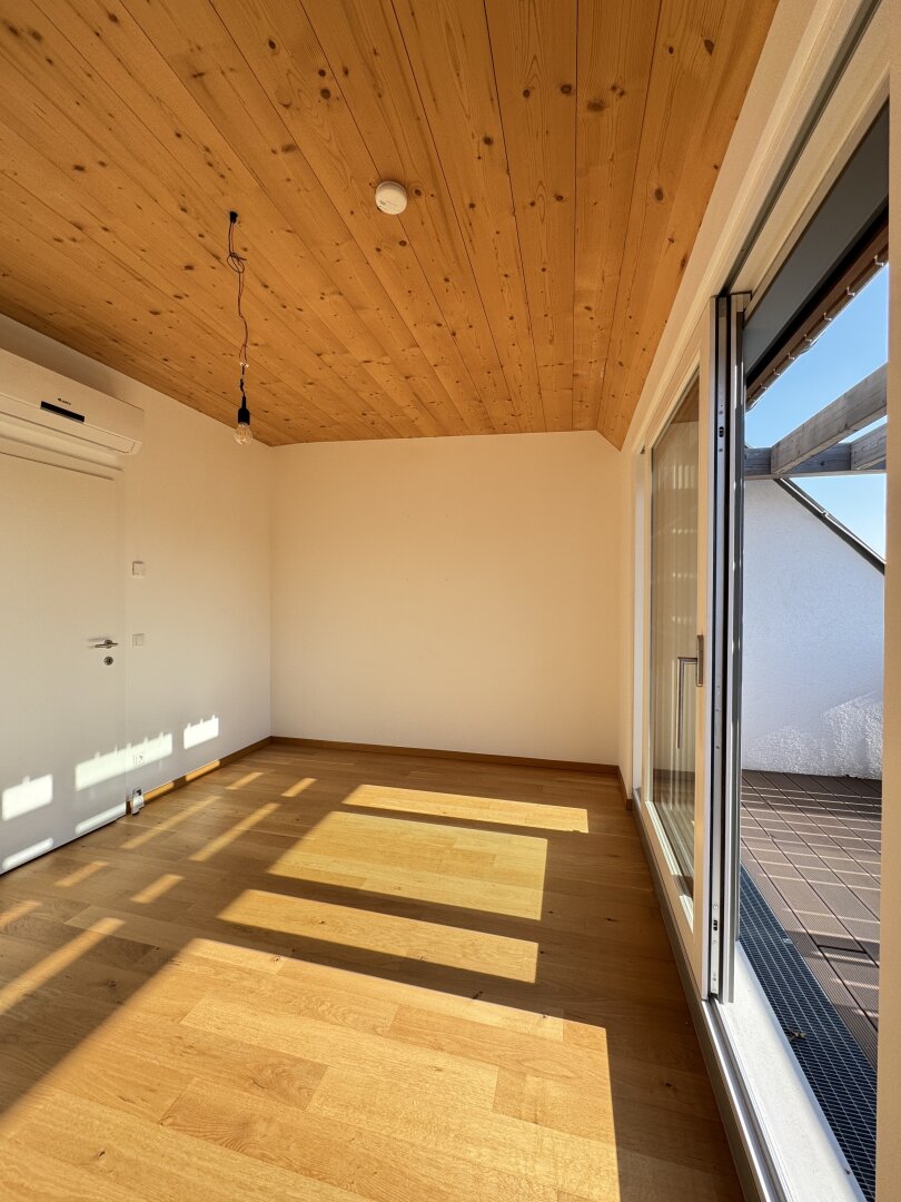 Hochwertiges Reihenhaus mit großzügigem Garten – modernes Wohnen in Ruhelage von Wien-Donaustadt