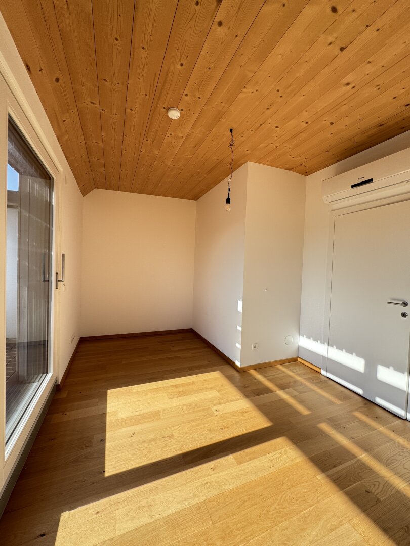 Hochwertiges Reihenhaus mit großzügigem Garten – modernes Wohnen in Ruhelage von Wien-Donaustadt