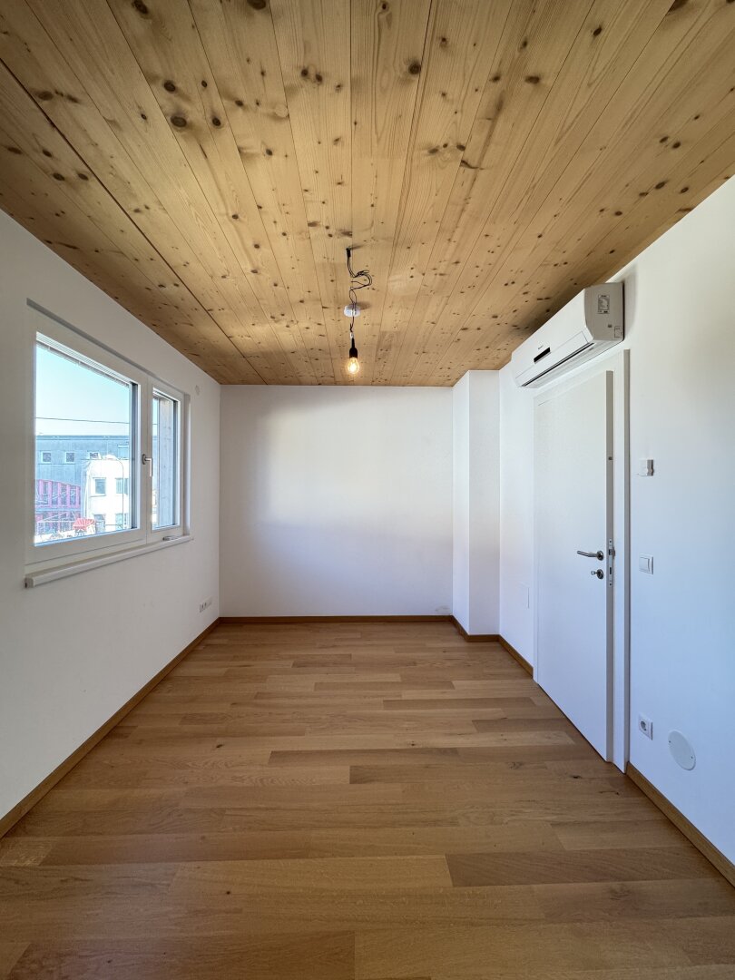 Hochwertiges Reihenhaus mit großzügigem Garten – modernes Wohnen in Ruhelage von Wien-Donaustadt