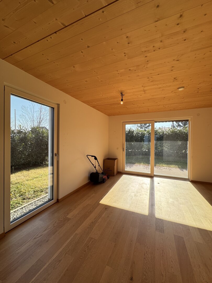 Hochwertiges Reihenhaus mit großzügigem Garten – modernes Wohnen in Ruhelage von Wien-Donaustadt