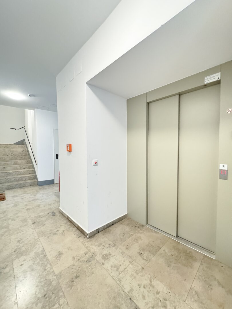 Renditestark & unbefristet vermietet – Charmante Altbauwohnung in Ruhelage