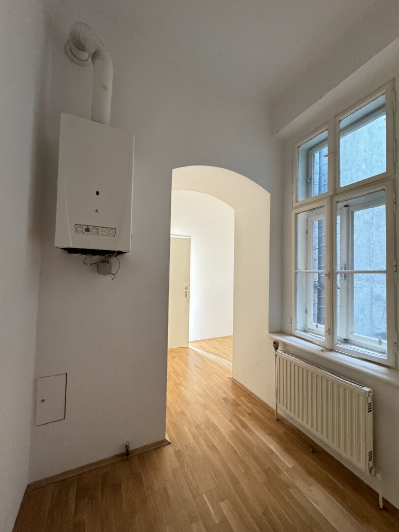 Großzügige 3-Zimmer-Altbauwohnung mit Aufzug in Toplage der Josefstadt