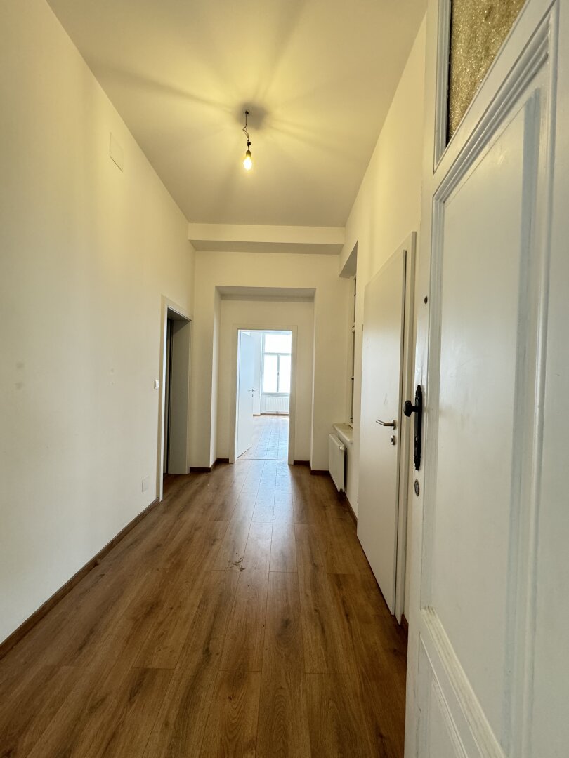 Charmante 2-Zimmer-Altbauwohnung – Bestlage der Josefstadt