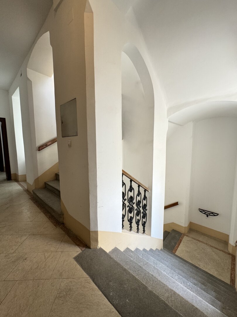 Charmante 2-Zimmer-Altbauwohnung – Bestlage der Josefstadt