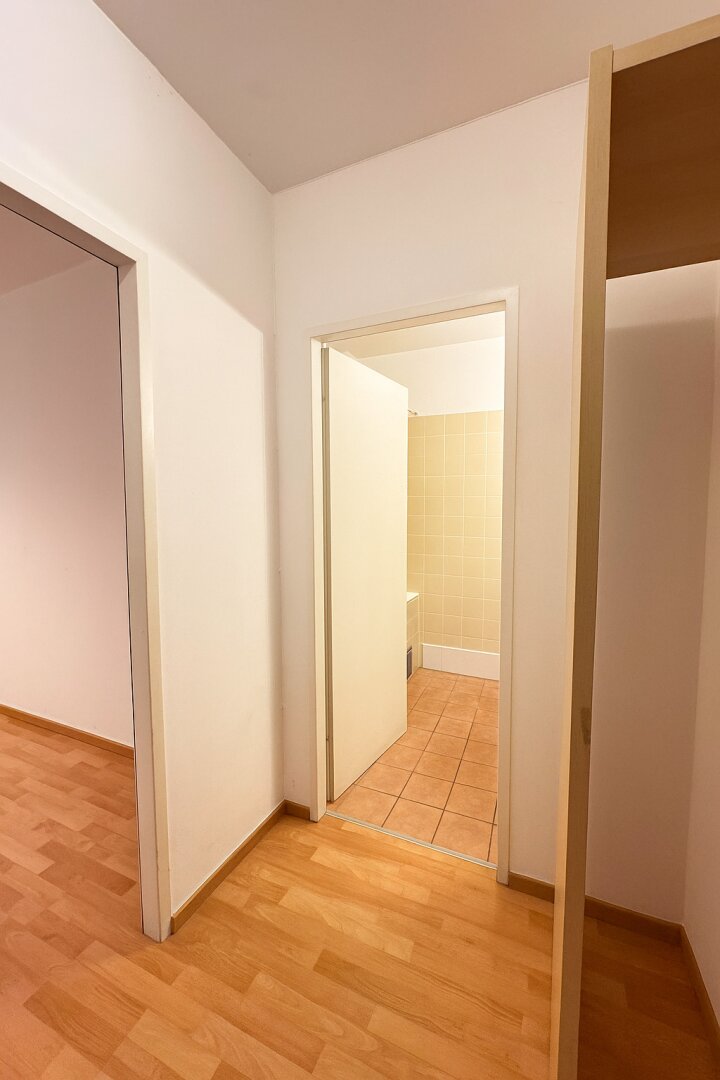 ---Attraktive 1-Zimmer-Wohnung in Augartennähe---