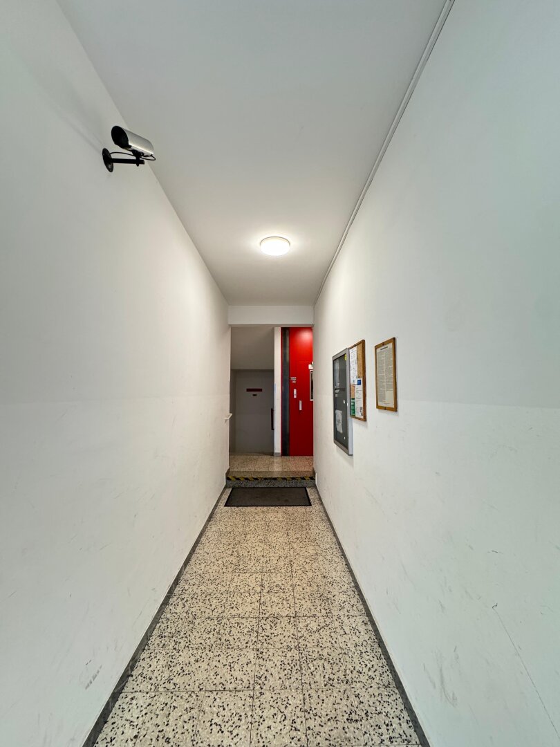 ---Attraktive 1-Zimmer-Wohnung in Augartennähe---
