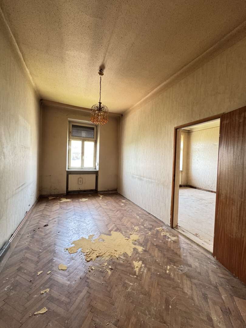 Stilvoller Altbau mit Sanierungspotenzial in Ruhelage – 2-Zimmer-Wohnung in 1200 Wien