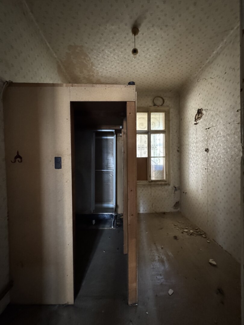 Stilvoller Altbau mit Sanierungspotenzial in Ruhelage – 2-Zimmer-Wohnung in 1200 Wien