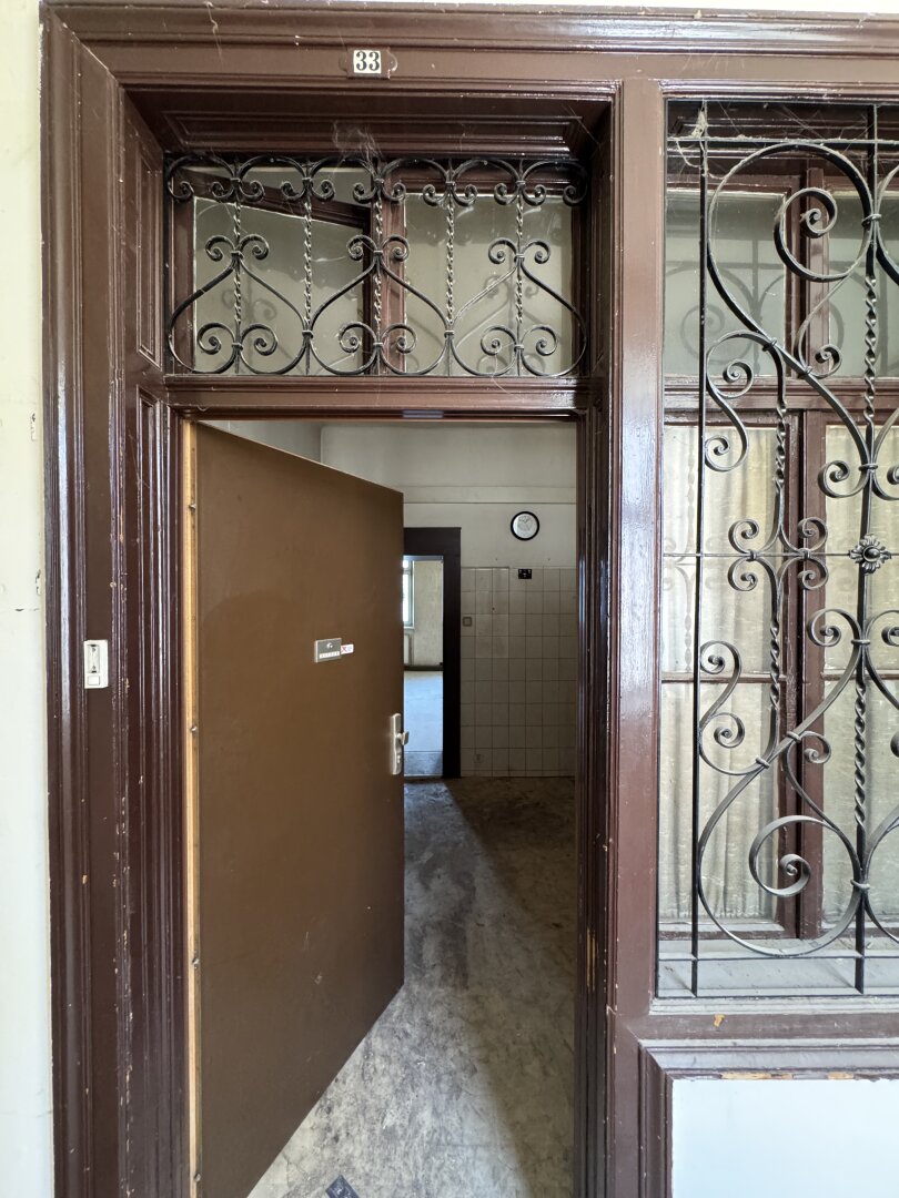 Stilvoller Altbau mit Sanierungspotenzial in Ruhelage – 2-Zimmer-Wohnung in 1200 Wien