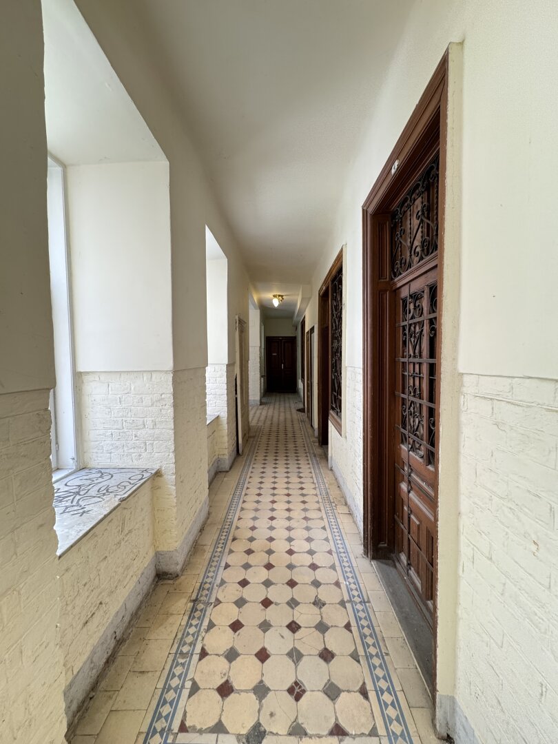 Stilvoller Altbau mit Sanierungspotenzial in Ruhelage – 2-Zimmer-Wohnung in 1200 Wien