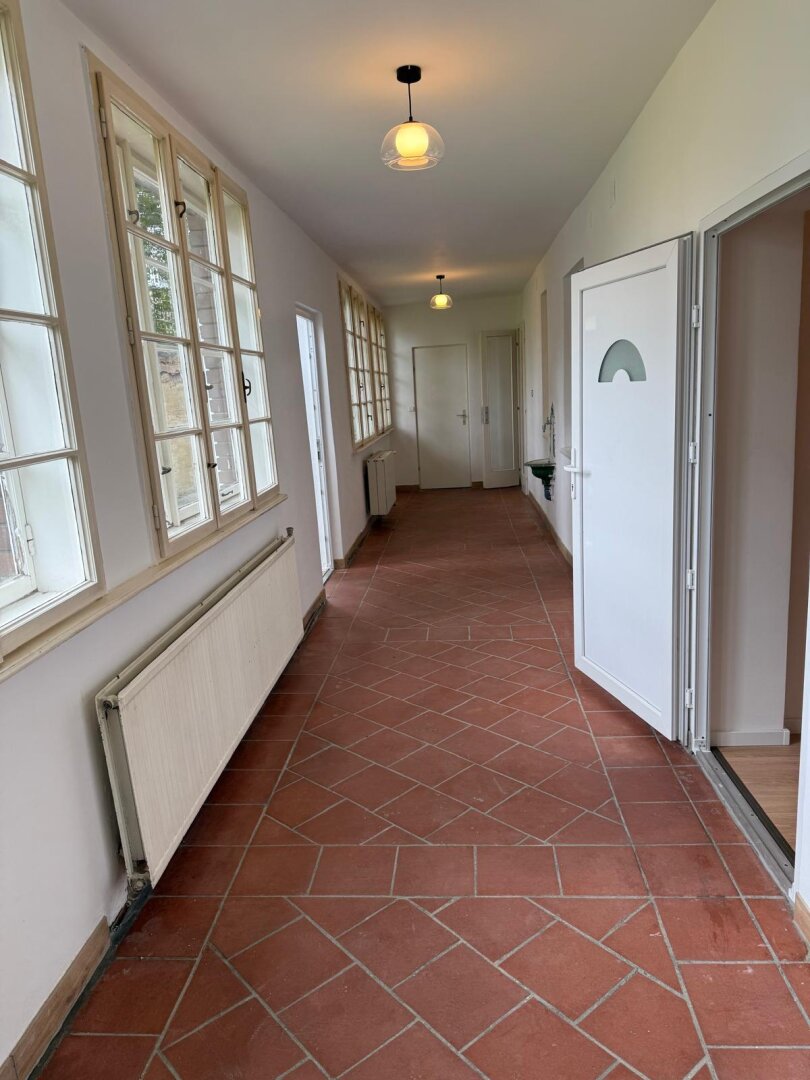 Haus im 23. Bezirk nahe U-Bahn