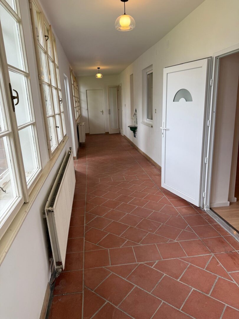 Haus im 23. Bezirk nahe U-Bahn