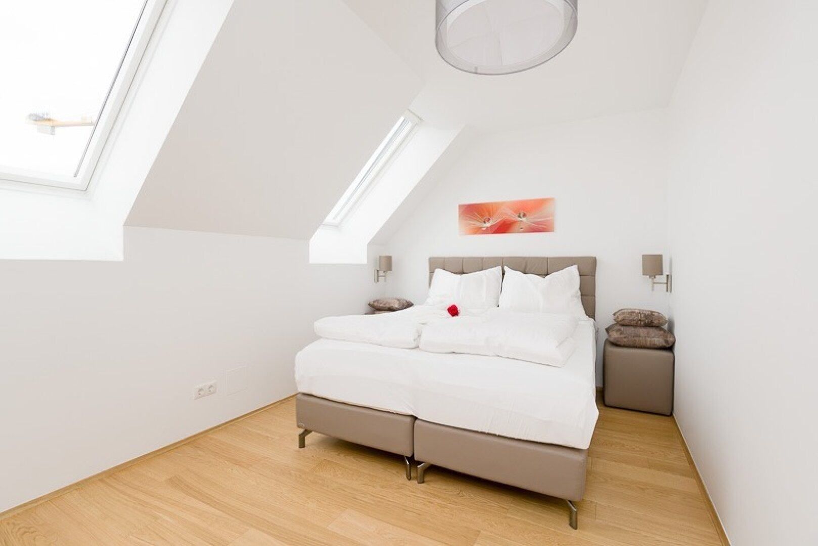 Exklusive Dachgeschosswohnung mit 2 Terrassen nahe Augarten – Ruhelage & Fernblick