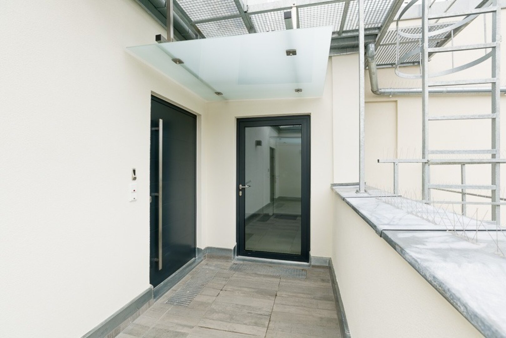 Exklusive Dachgeschosswohnung mit 2 Terrassen nahe Augarten – Ruhelage & Fernblick